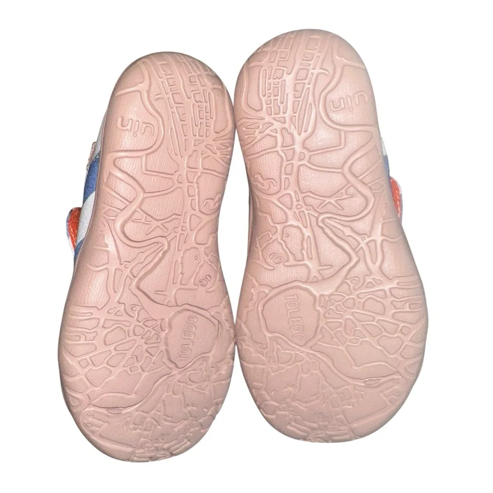 Kid Size UIN Slip On Shoes Canvas Comfortable Loafers 'Blue Romance' Size 8C‎